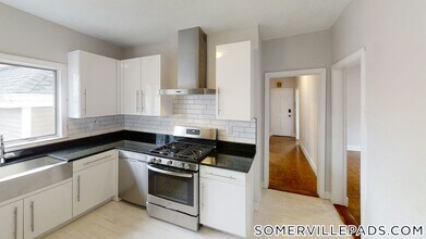 11 Partridge Ave in Somerville, MA - Building Photo - Building Photo