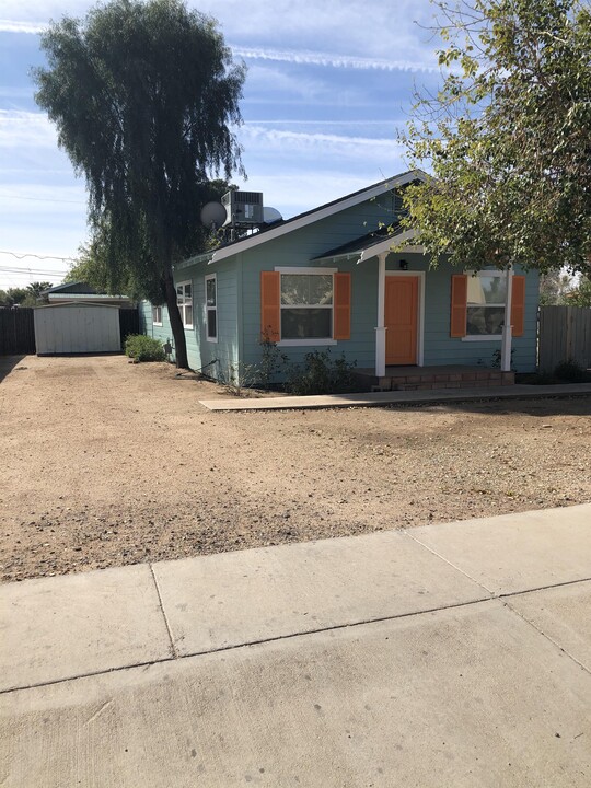 1023 E Meadowbrook Ave in Phoenix, AZ - Building Photo