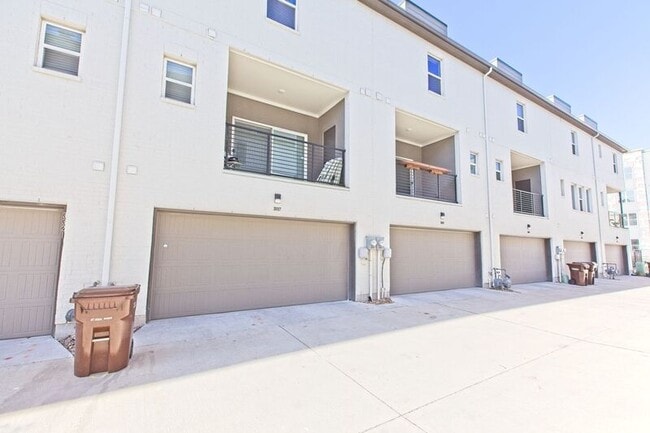 3313 Wynwood Dr in Plano, TX - Building Photo - Building Photo