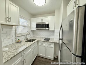 298 Meridian St in Boston, MA - Building Photo - Building Photo