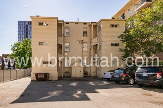 243 S 300 E in Salt Lake City, UT - Building Photo - Building Photo