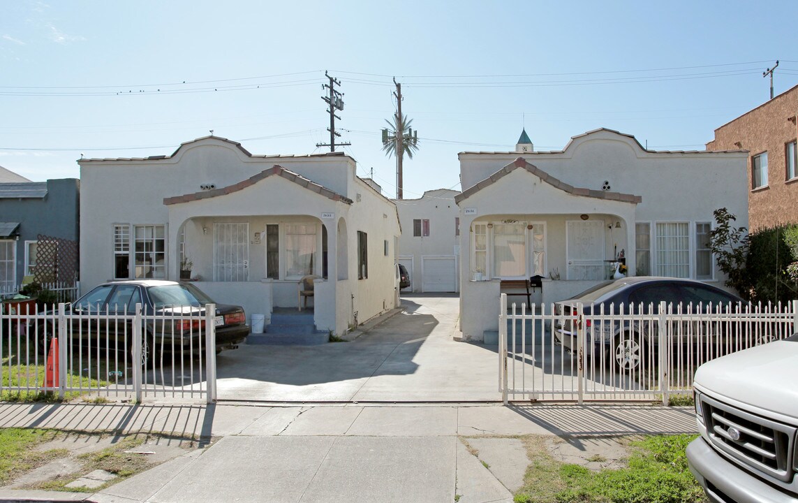 2636-2638 Pine Pl in South Gate, CA - Building Photo