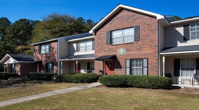 Autumn Meadows in Union City, GA - Building Photo - Building Photo