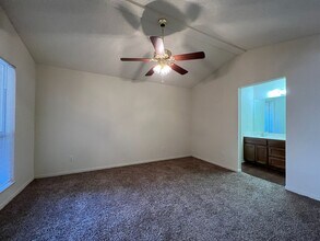 972 Parkview Cir in Hewitt, TX - Building Photo - Building Photo