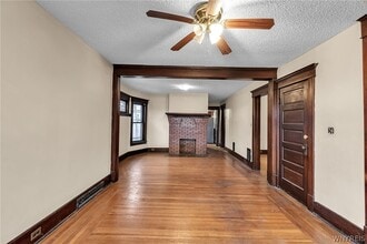 42 Linden Park in Buffalo, NY - Building Photo - Building Photo