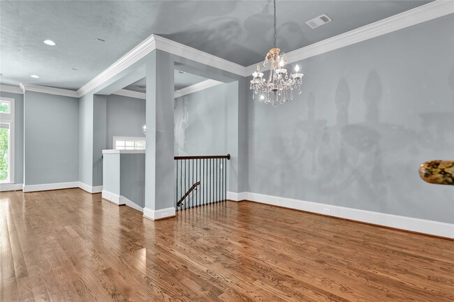 property at 4631 Regent Manor Dr
