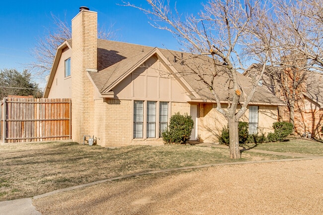 3207 Barnes Bridge Rd in Dallas, TX - Building Photo - Building Photo