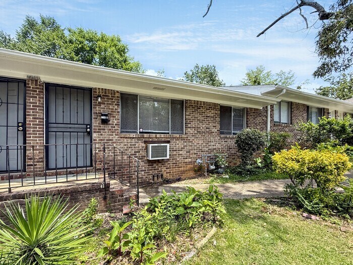 7740 Rugby Ave in Birmingham, AL - Building Photo