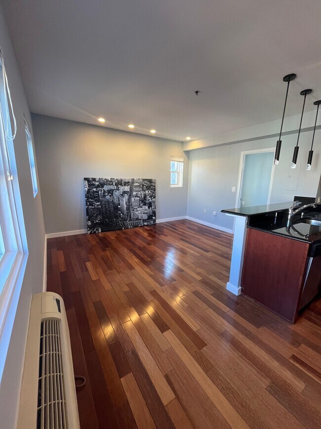 1512 Marion St NW, Unit 302 in Washington, DC - Building Photo - Building Photo