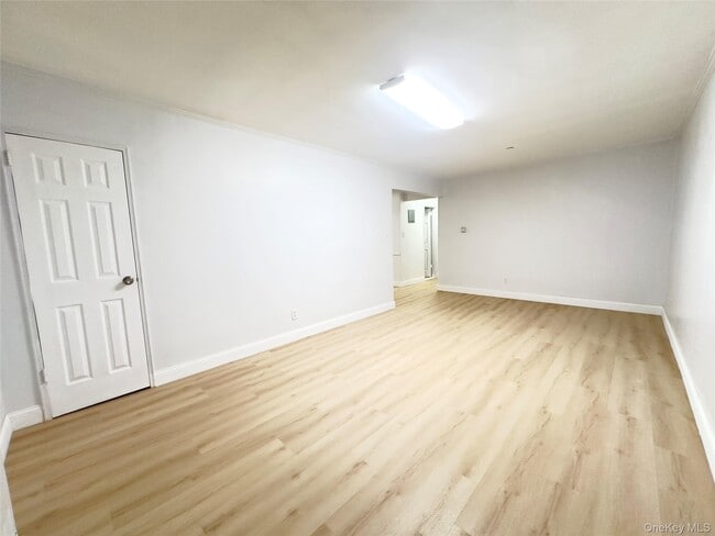 31-42 71st St in Queens, NY - Building Photo - Building Photo