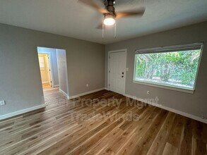 1211 N Osceola Ave in Clearwater, FL - Building Photo - Building Photo