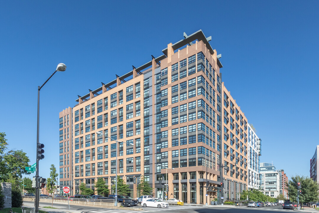 Affinity at 2M in Washington, DC - Building Photo