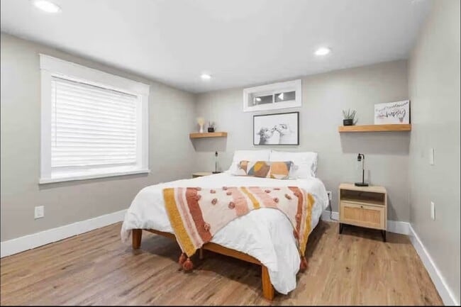 property at 950 N 5th St