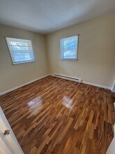 3233 Blackstone Ave in Rockford, IL - Building Photo - Building Photo
