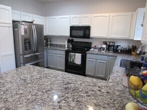 10492 Norfolk Ct in Commerce City, CO - Building Photo - Building Photo