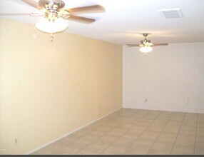 8552 E Indian School Rd in Scottsdale, AZ - Building Photo - Building Photo