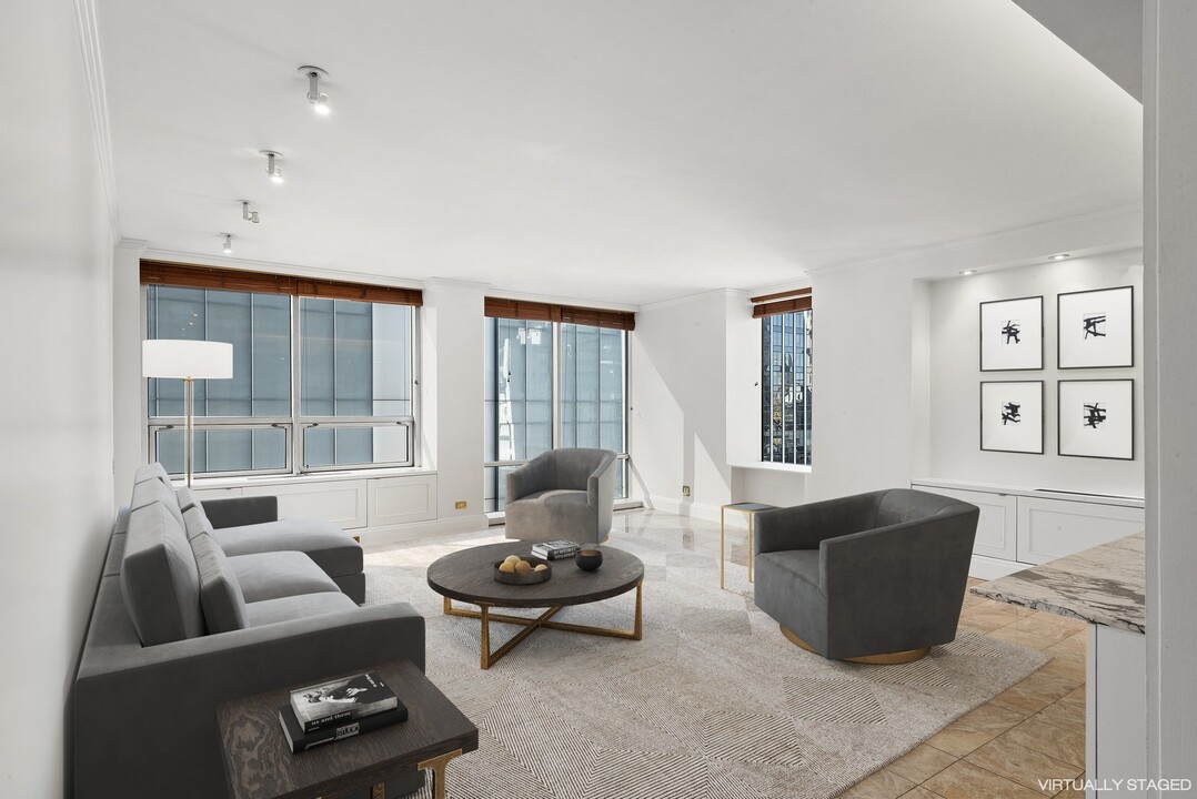 15 W 53rd St-Unit -19E in New York, NY - Building Photo