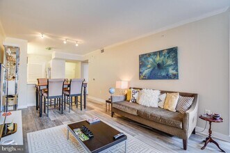 631 D St NW in Washington, DC - Building Photo - Building Photo