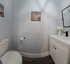 953 NW 135th Ave in Pembroke Pines, FL - Building Photo - Building Photo
