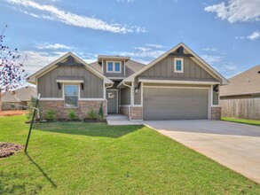 2908 SE 23rd Cir in Moore, OK - Foto de edificio - Building Photo