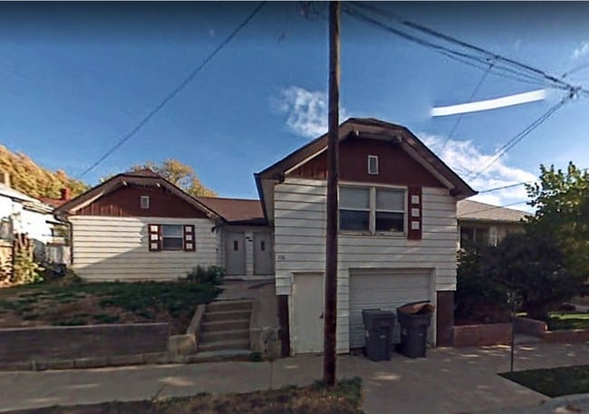 property at 118 Pine St