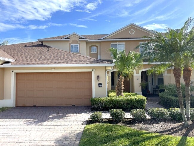 property at 5757 Tamarac Dr
