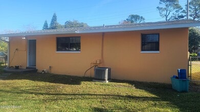 1350 Jarecki Ave in Daytona Beach, FL - Building Photo - Building Photo