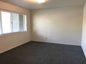 80 N 200 E, Unit 3 in Provo, UT - Foto de edificio - Building Photo