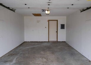 106 Pierre Pl, Unit 106 in Lima, OH - Building Photo - Building Photo