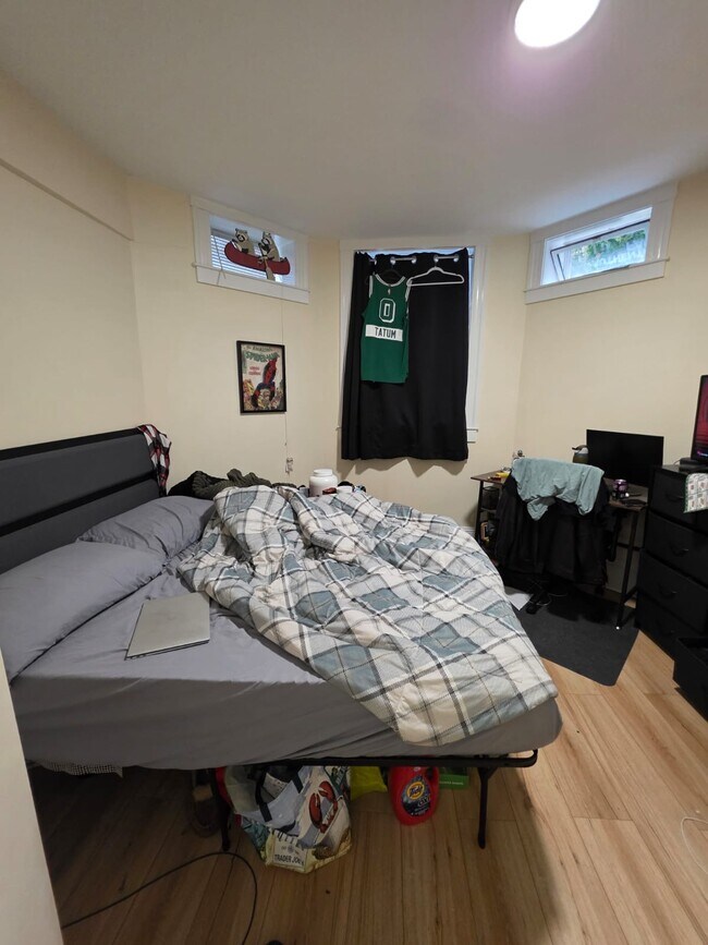 63 Park Dr, Unit 2 in Boston, MA - Building Photo - Building Photo