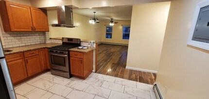 32 Murray Ave, Unit 2 in Paterson, NJ - Building Photo - Building Photo