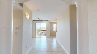 9021 SW 94th St in Miami, FL - Building Photo - Building Photo