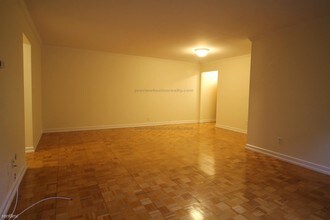 9 Captain Parker Arms-Unit -APT# 24-OJ in Lexington, MA - Building Photo - Building Photo