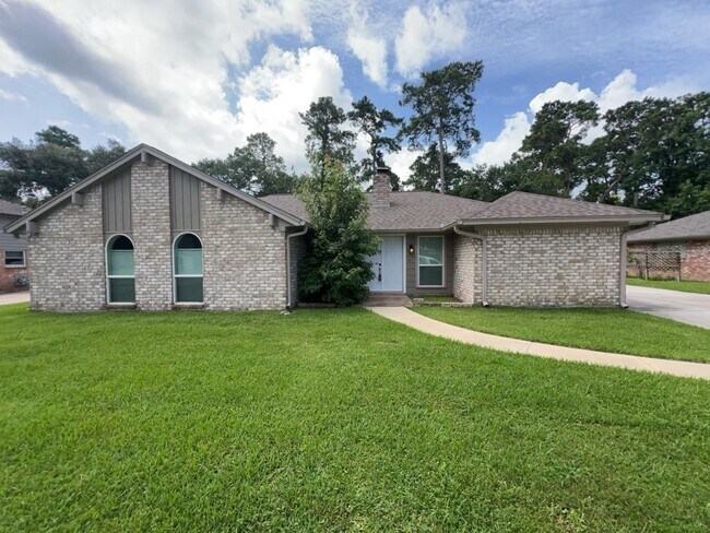 property at 27226 W Pyeatt Ln