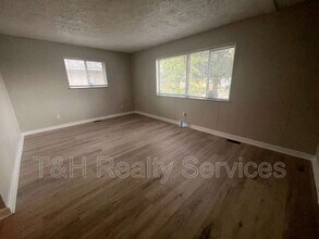 739 Temperance Ave in Indianapolis, IN - Building Photo - Building Photo