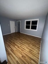 33 Cannon Rd in East Hartford, CT - Building Photo - Building Photo