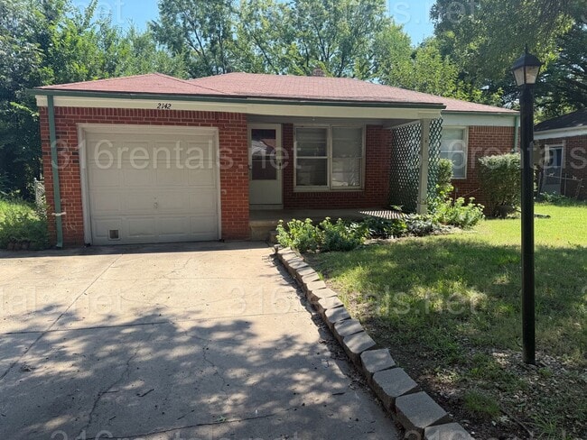 property at 2142 S Pinecrest Ave