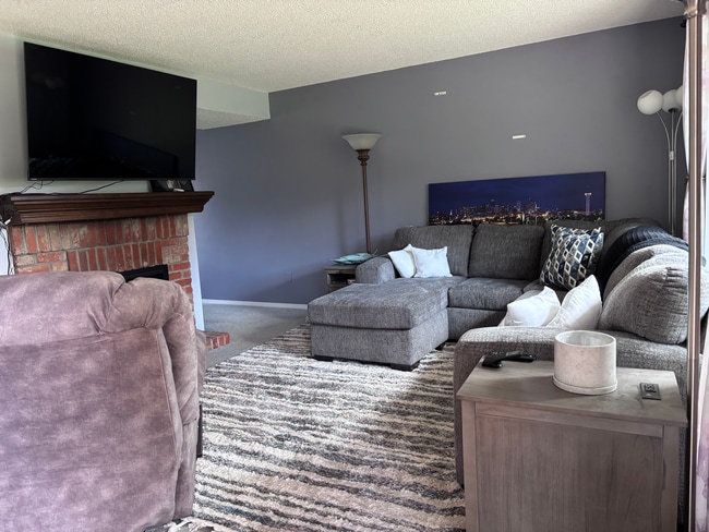 2433 E Fremont Ct in Centennial, CO - Building Photo - Building Photo