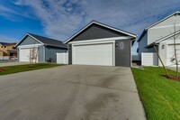 2980 N Corvus St in Post Falls, ID - Foto de edificio - Building Photo