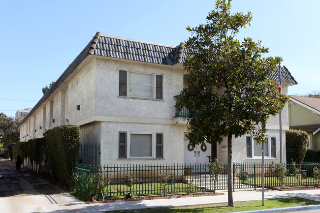 730 Magnolia Ave in Long Beach, CA - Building Photo - Building Photo