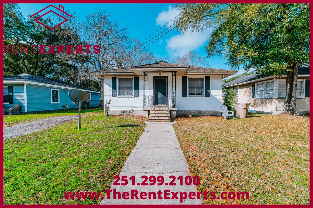 65 Le Fevre St in Mobile, AL - Building Photo