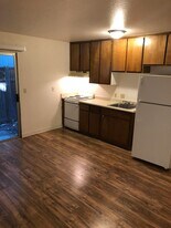 14th Street, Unit 5 in Sacramento, CA - Building Photo