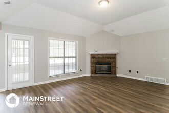 7589 Shelby Woods Cove in Memphis, TN - Building Photo - Building Photo