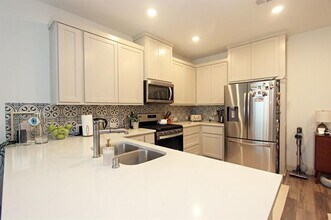 4554 Cypress Thorn Dr in Arlington, TX - Building Photo - Building Photo