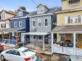 2321 Spring St in Pittsburgh, PA - Building Photo