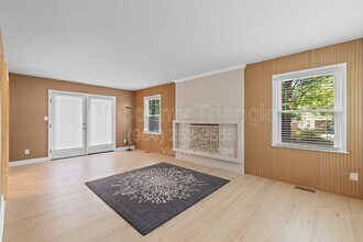5105 Pine Dr in Raleigh, NC - Building Photo - Building Photo