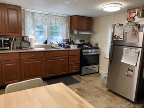 5 Belmont Pl in Norwalk, CT - Building Photo - Building Photo