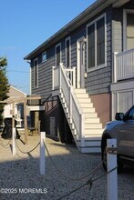 128 W Osprey Way in Lavallette, NJ - Building Photo - Building Photo