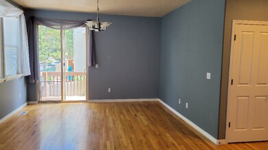 807 Whisper Cove Rd in Sandy, UT - Building Photo - Building Photo