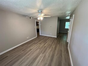 1702 Glen Key St in Grand Prairie, TX - Building Photo - Building Photo